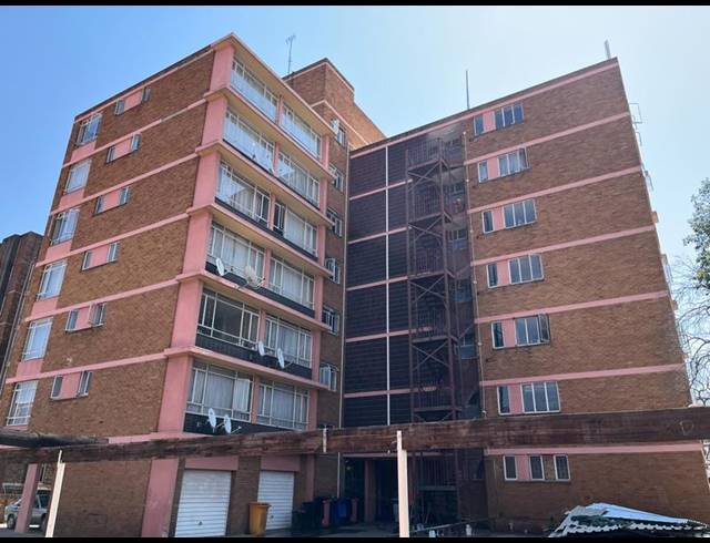 2 BEDROOM PROPERTY TO RENT IN ARCADIA